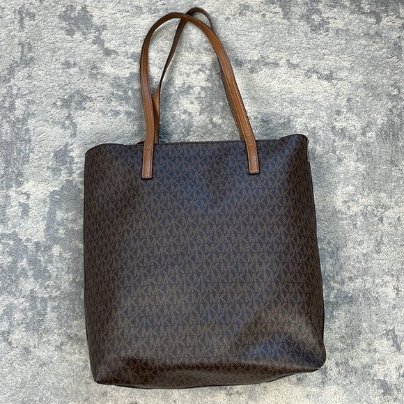 MICHAEL Michael Kors Hayley Large Signature Print Tote Bag MK Logo Brown - Picture 5 of 17